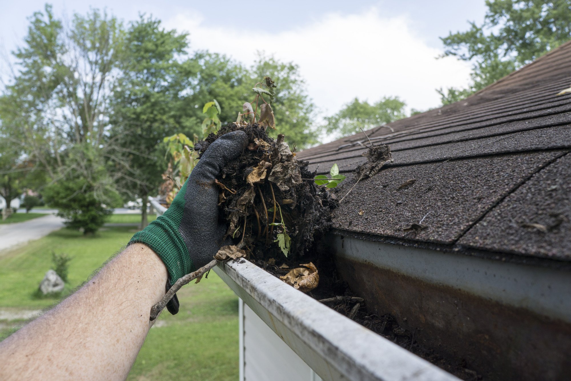 Important HOA Property Maintenance Tasks for Hoover, Alabama